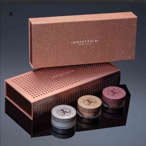 Anastasia Beverly Hills collectors case ✨